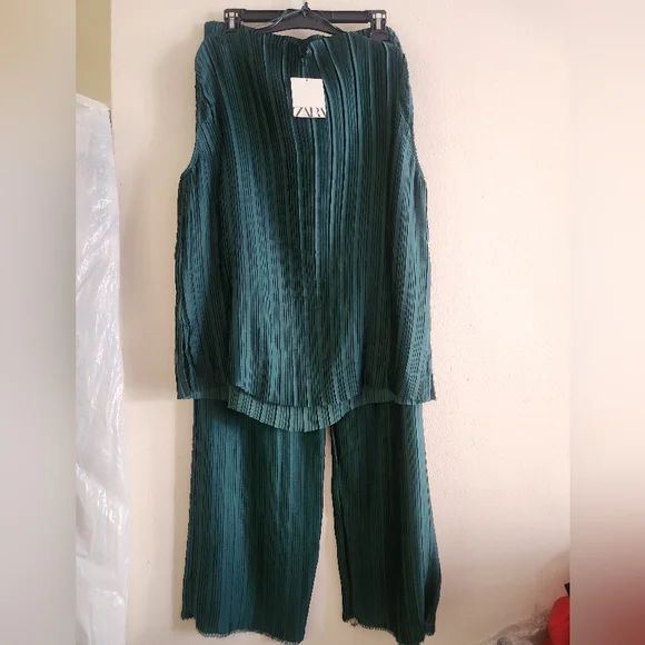 Zara Co-ord Set pleated top & pleated pants raw hems green Sz L NWT - Picture 13 of 16